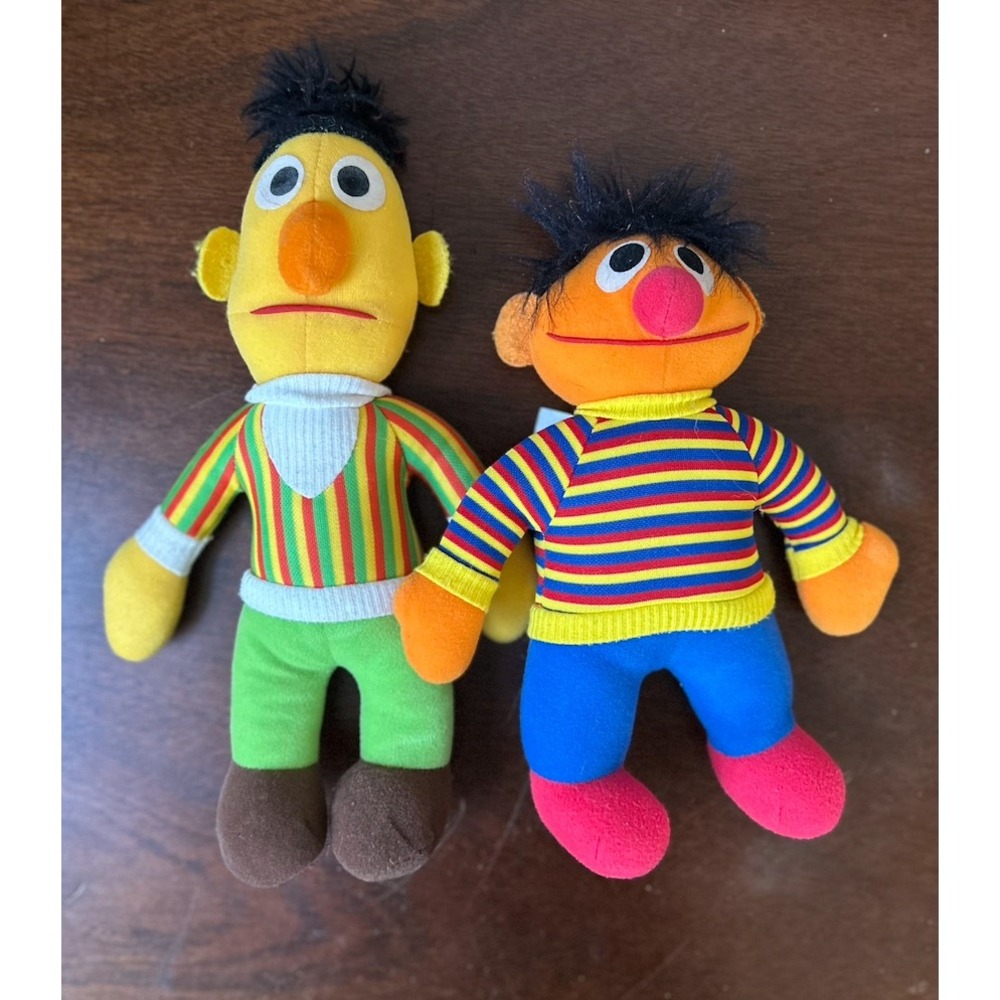Sesame Street Bert and Ernie Plush Toy Set Small Stuffed Animal Figures 2 Pack